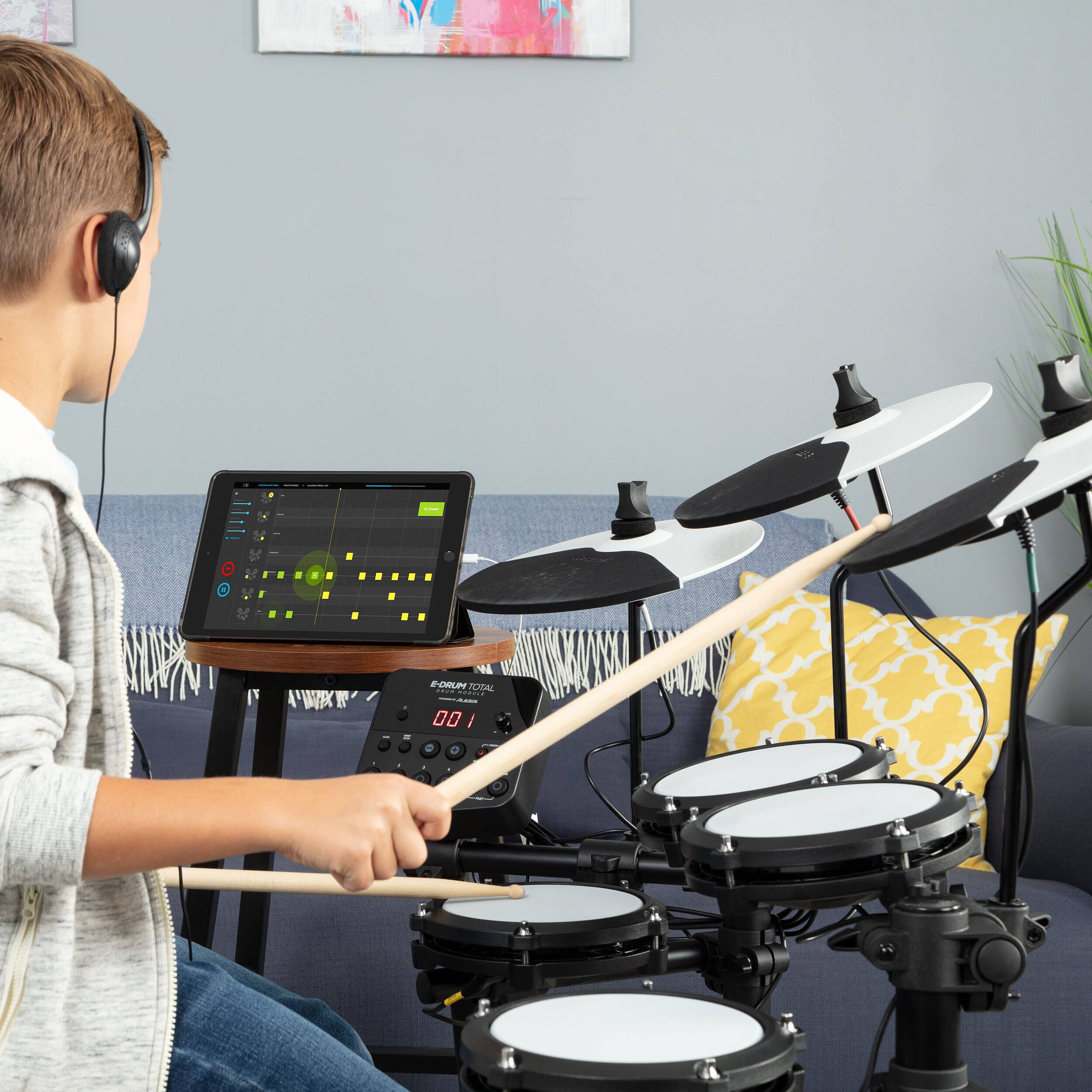 Alesis E-Drum Total Batería Electrónica (Incluye Sillín, Audífonos y Baquetas) Baterías Electrónicas Alesis