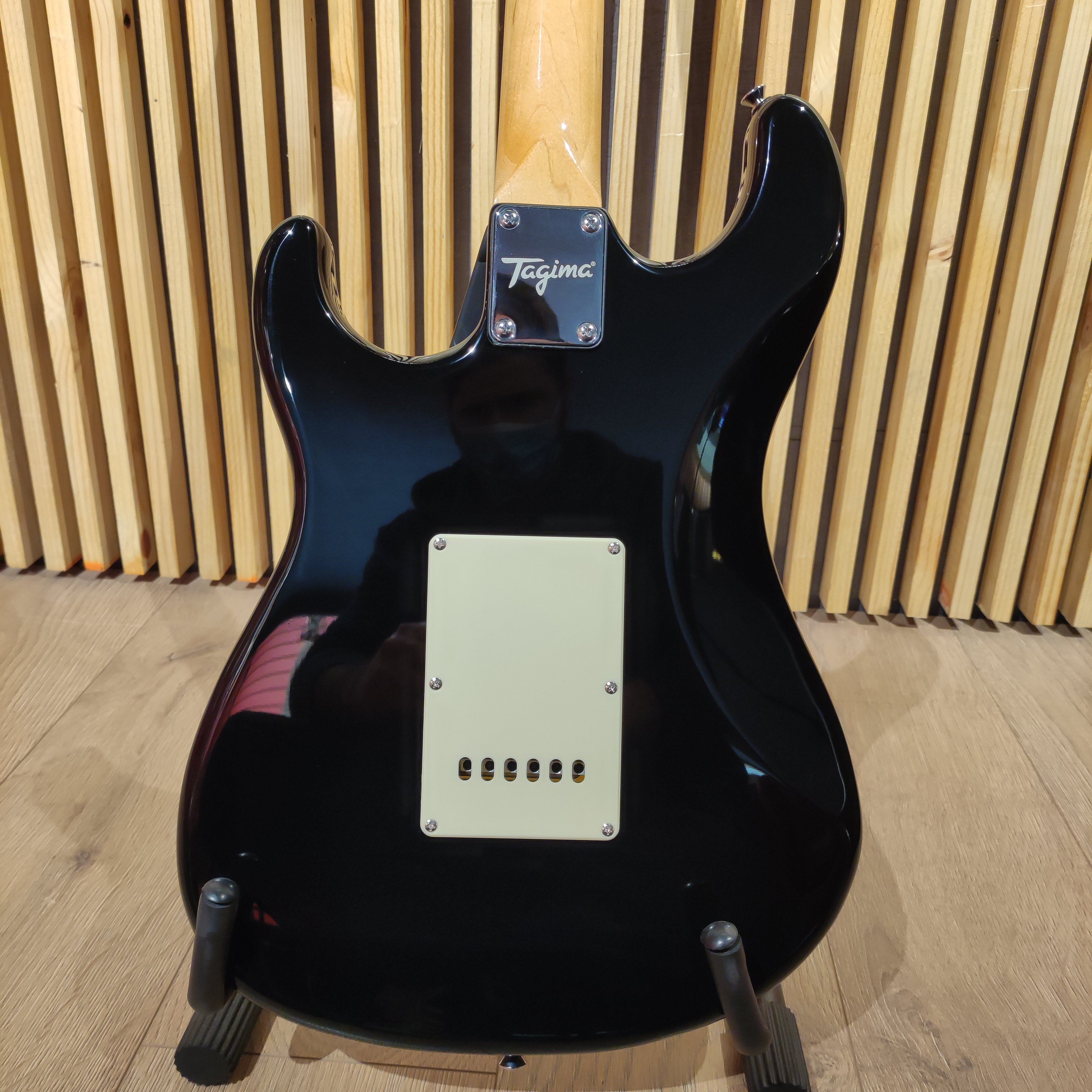 Tagima TG-540 Black L/TT Guitarra Eléctrica Guitarras Eléctricas Tagima