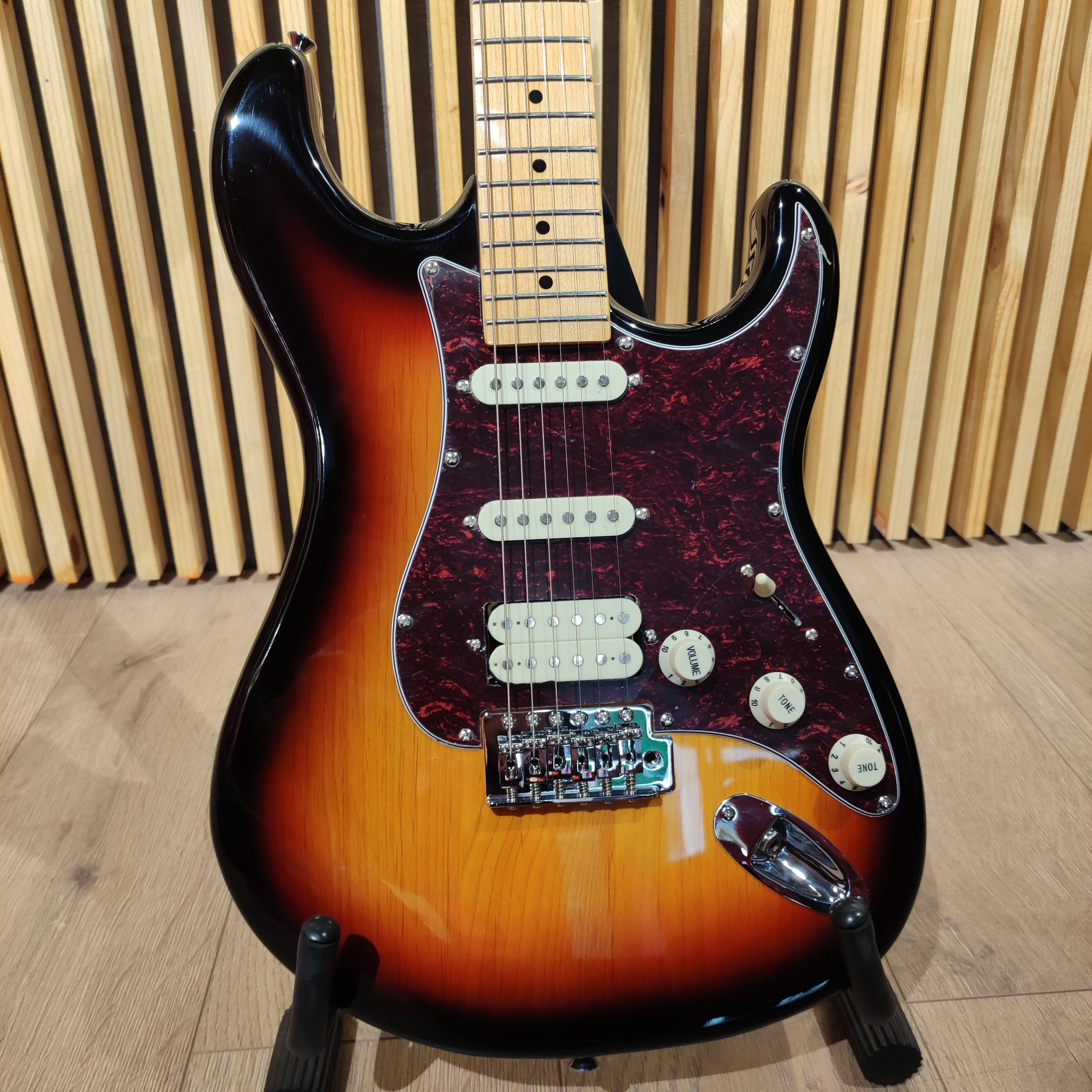 Tagima TG-540 Sunburst L/TT Guitarra Eléctrica Guitarras Eléctricas Tagima