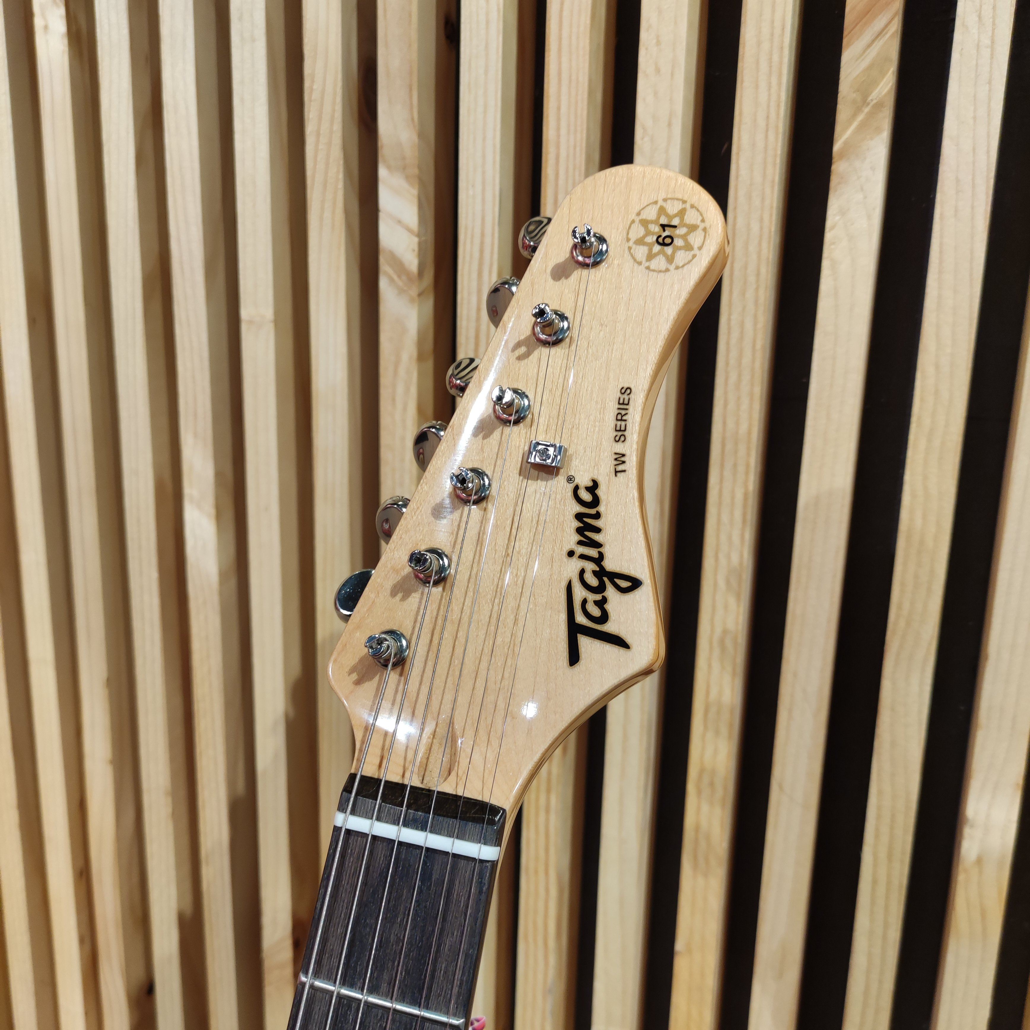 Tagima TW-61 Sunburst Guitarra Eléctrica Guitarras Eléctricas Tagima
