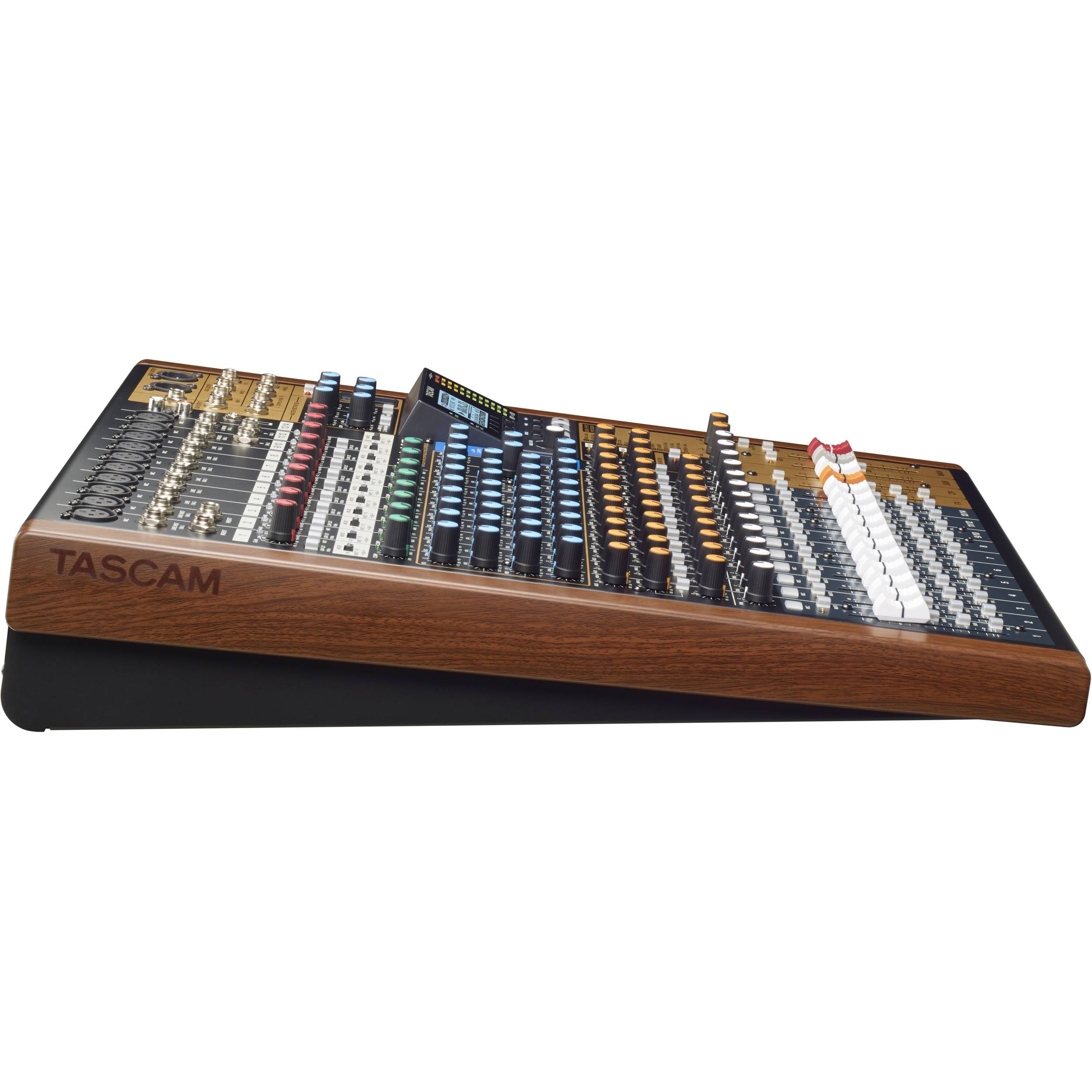 Tascam Model 16 Mixer / Interfaz USB / Grabador de 16 Canales Mixers/Consolas TASCAM