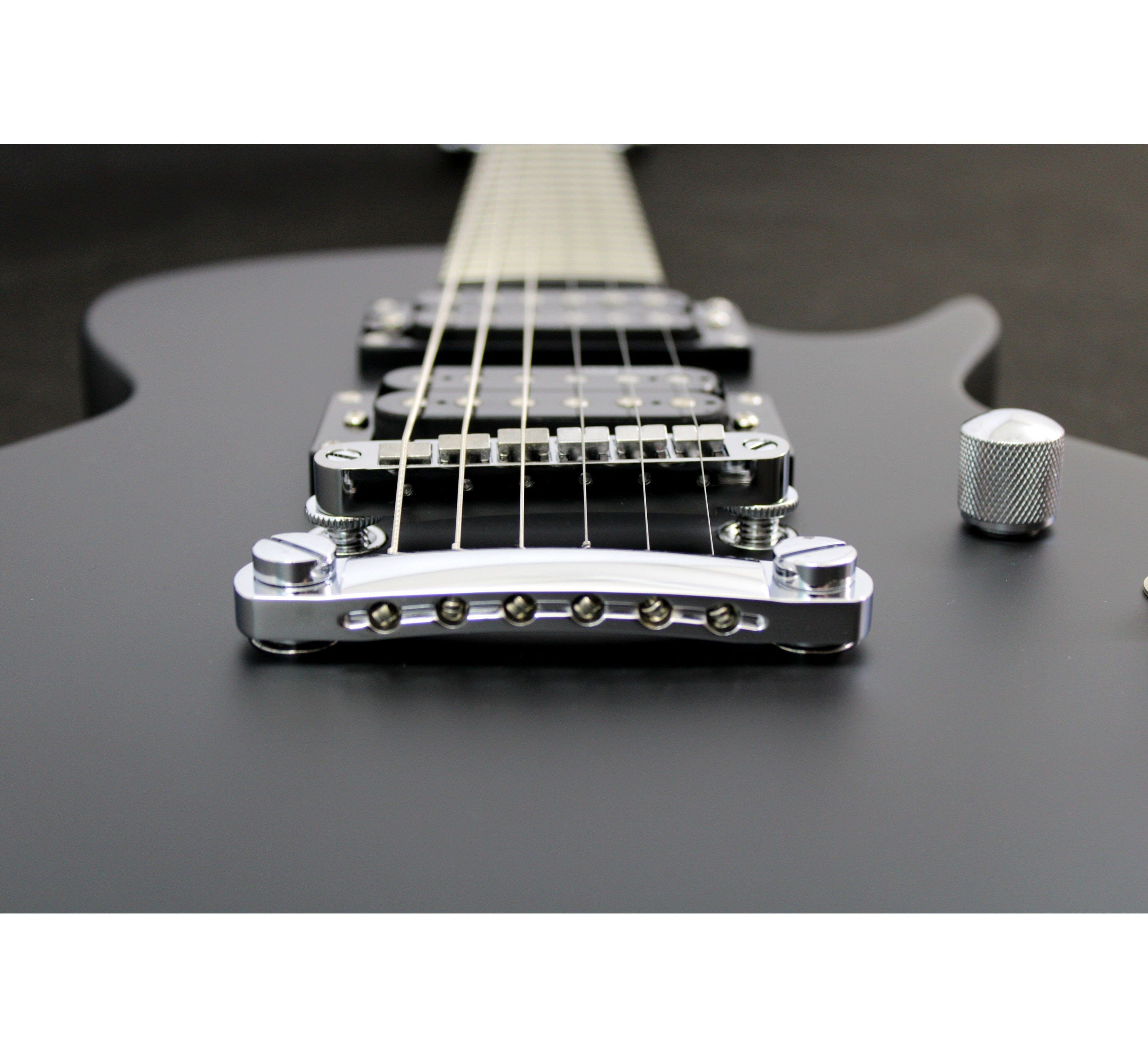 Pack de Guitarra Eléctrica LTD EC-10-Black Satin Guitarras Eléctricas ESP 