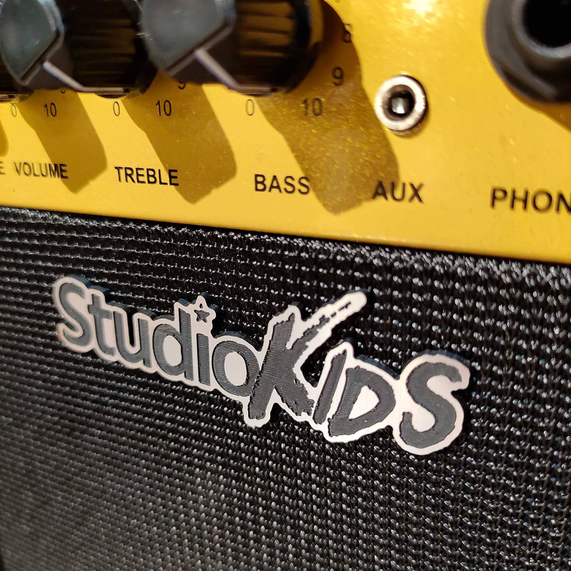 StudioKIDS GA15 Pink Amplificador de Guitarra Eléctrica 15 Watts Amplificadores de Guitarra StudioKIDS 