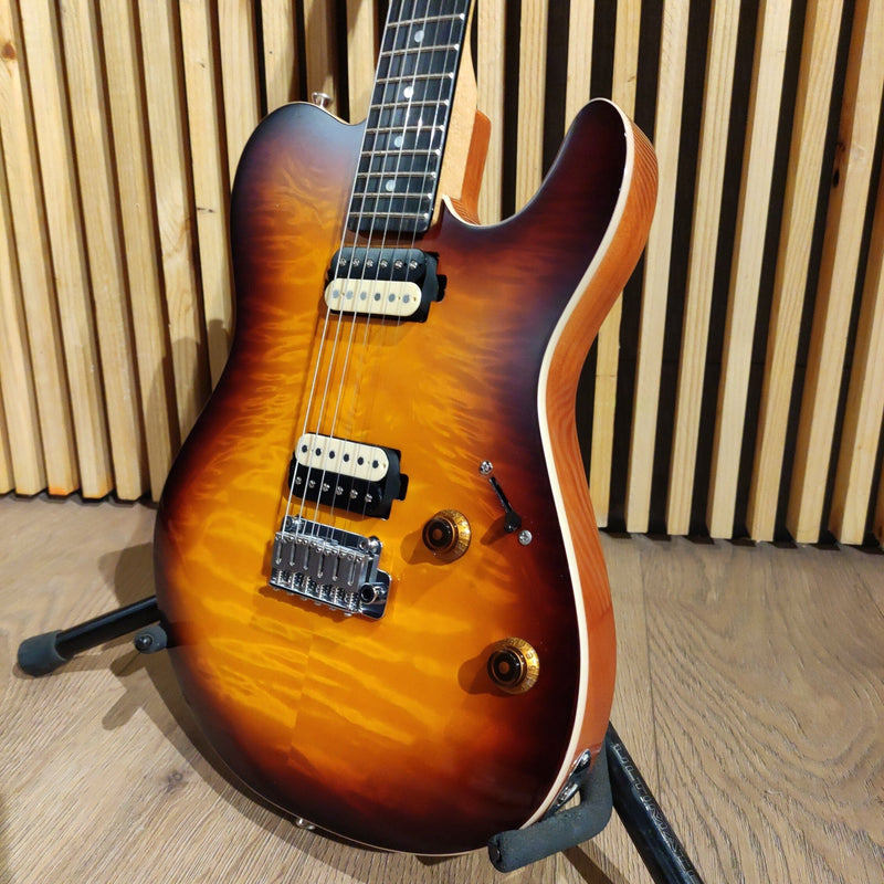 Tagima Grace 700 Honey Burst Cacau Santos Signature Guitarra Eléctrica Guitarras Eléctricas Tagima 