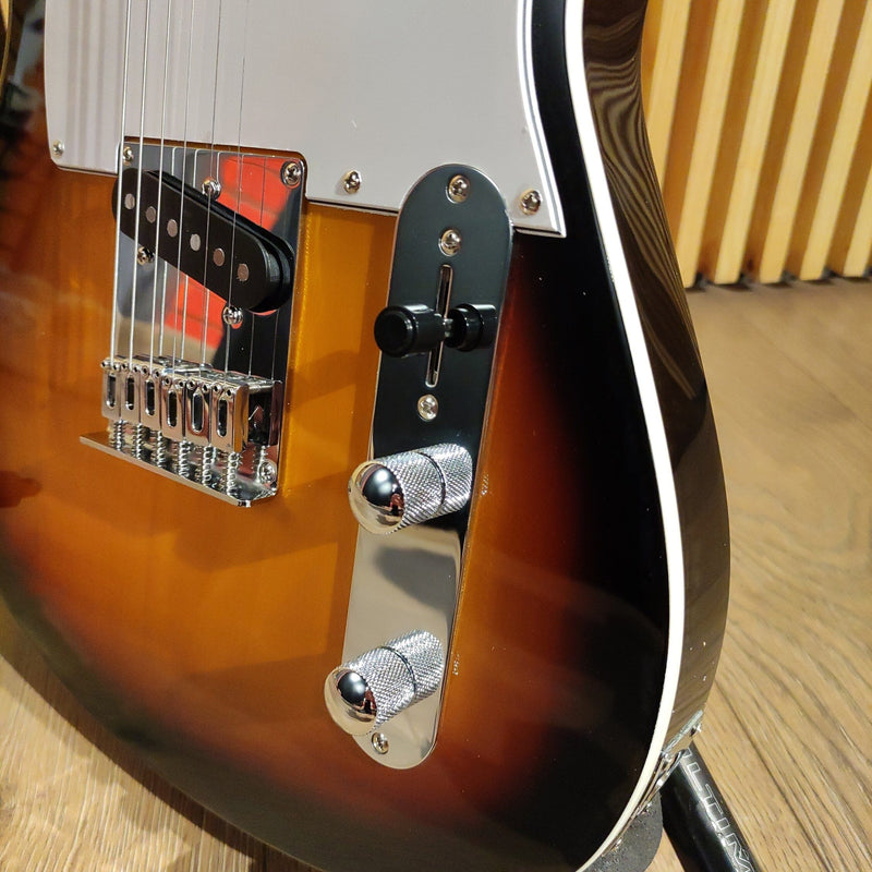 Tagima T-550 Sunburst L/WH Guitarra Eléctrica (Telecaster) Guitarras Eléctricas Tagima 