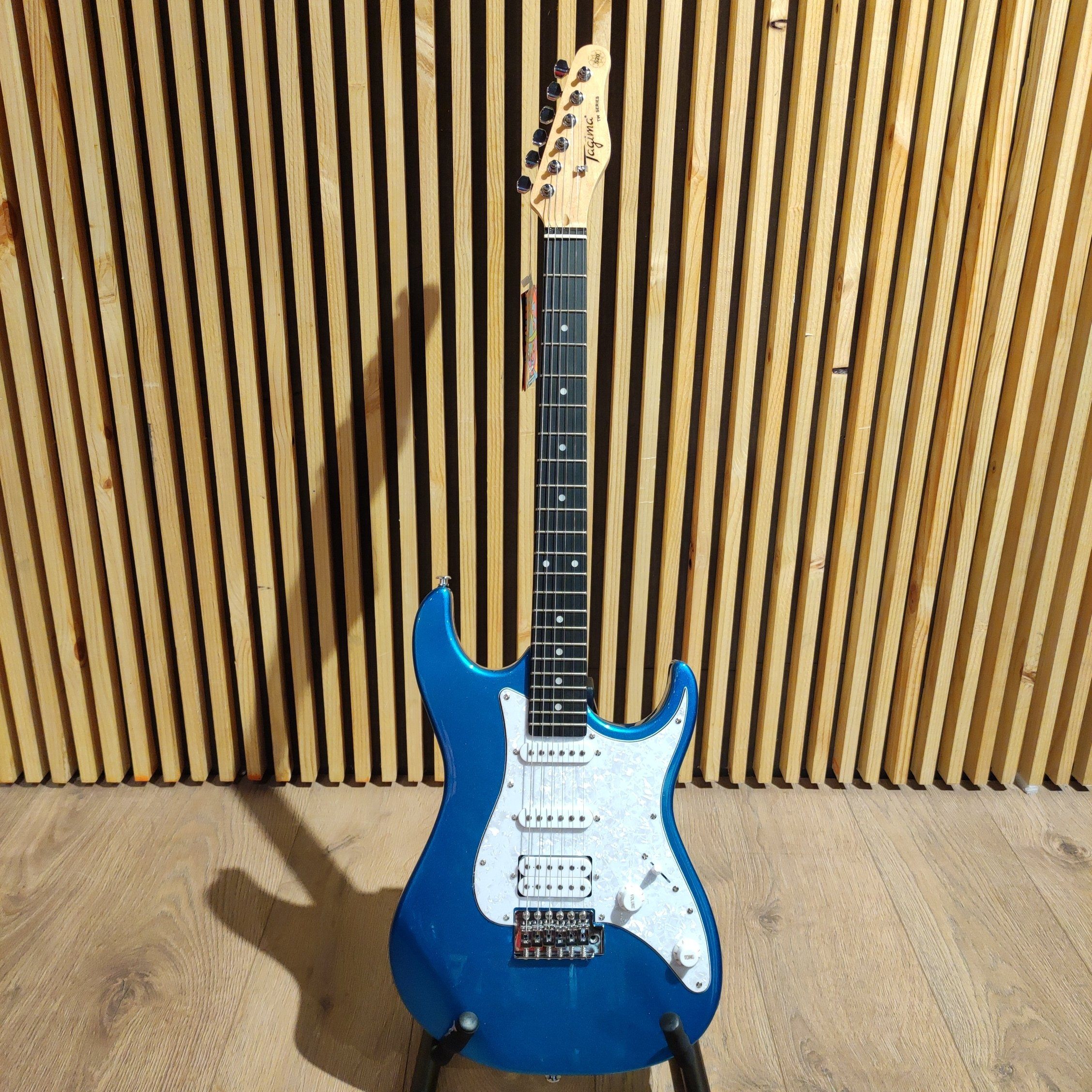 Tagima TG-520 Metallic Blue D/PW Guitarra Eléctrica Guitarras Eléctricas Tagima 