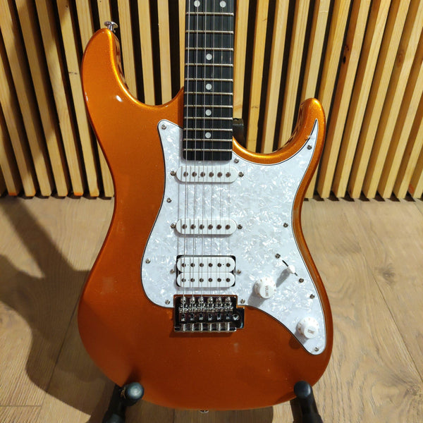 Tagima TG-520 Metallic Gold D/PW Guitarra Eléctrica Guitarras Eléctricas Tagima 